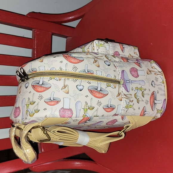 🎉HP🎉 Loungefly Disney Peter Pan+Tinker Bell Mushroom Mini Backpack - Picture 5 of 5